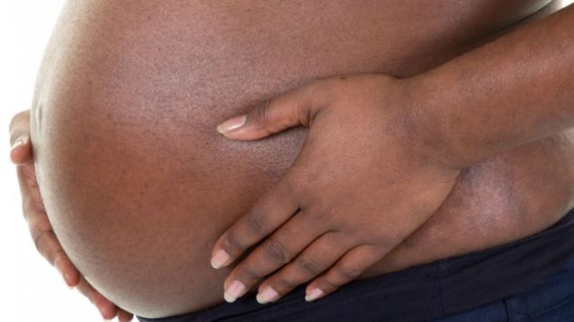Descubren en Nigeria 'Fábrica de bebés' en la que mujeres embarazadas daban a luz y sus bebés eran vendidos