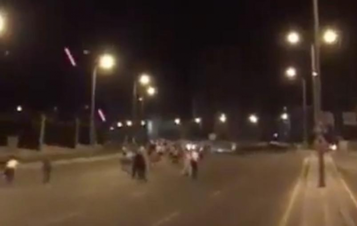 Helicópteros disparan contra manifestantes de Ankara, Turquía