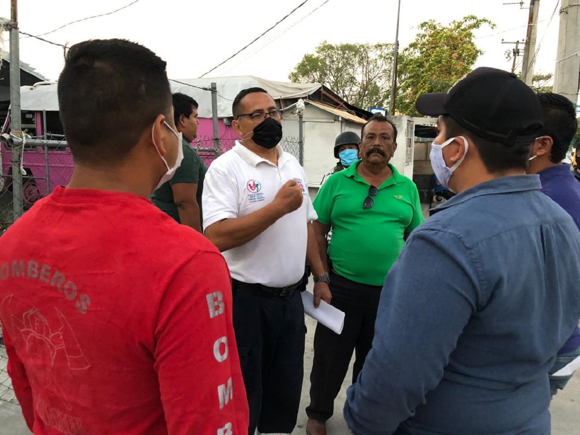 Venta de comida, solo para llevar y cero alcohol en Zacatepec