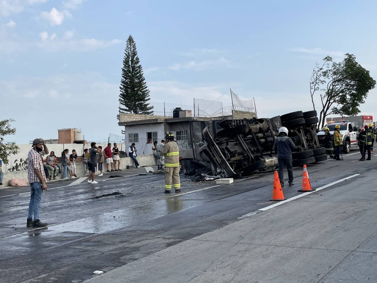 Aparatoso accidente de un tráiler