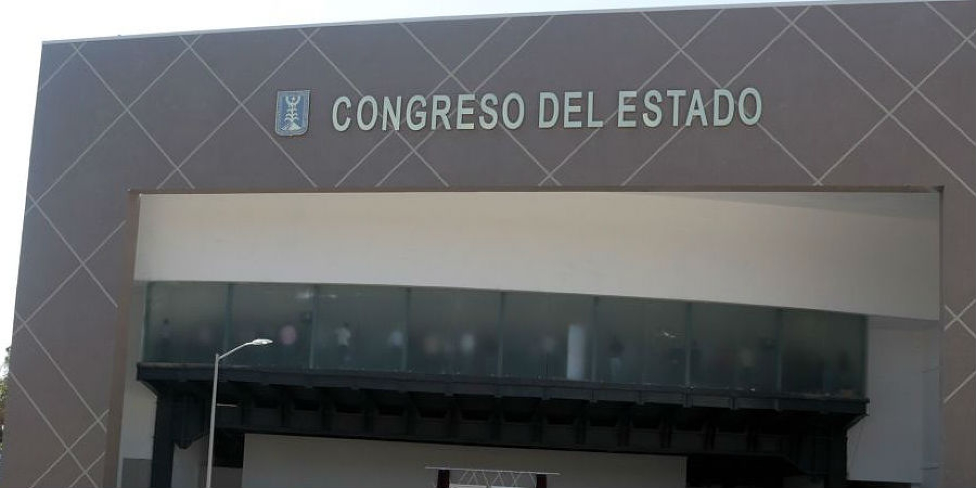 Da a conocer Congreso local lista de aspirantes a ocupar dos magistraturas en el TJA