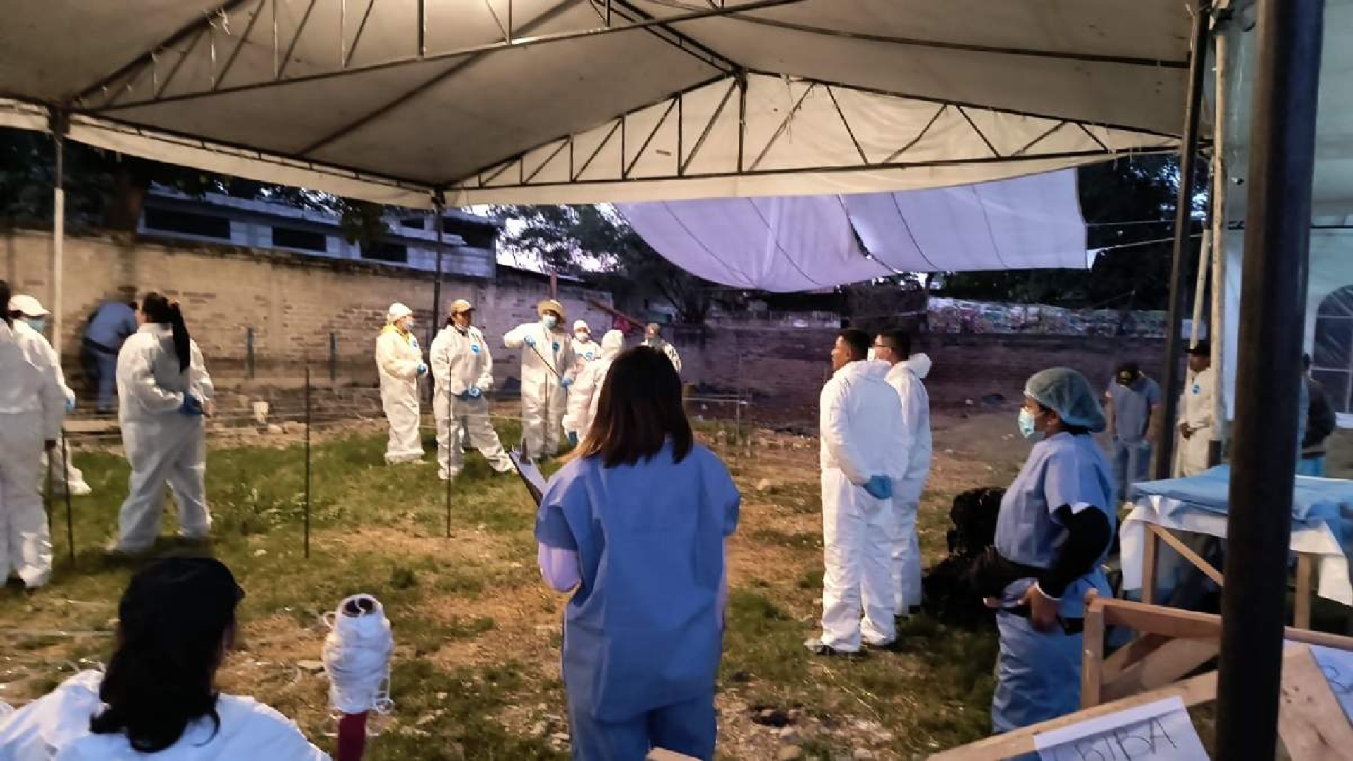 Hallados, restos de 18 personas en fosas de Jojutla