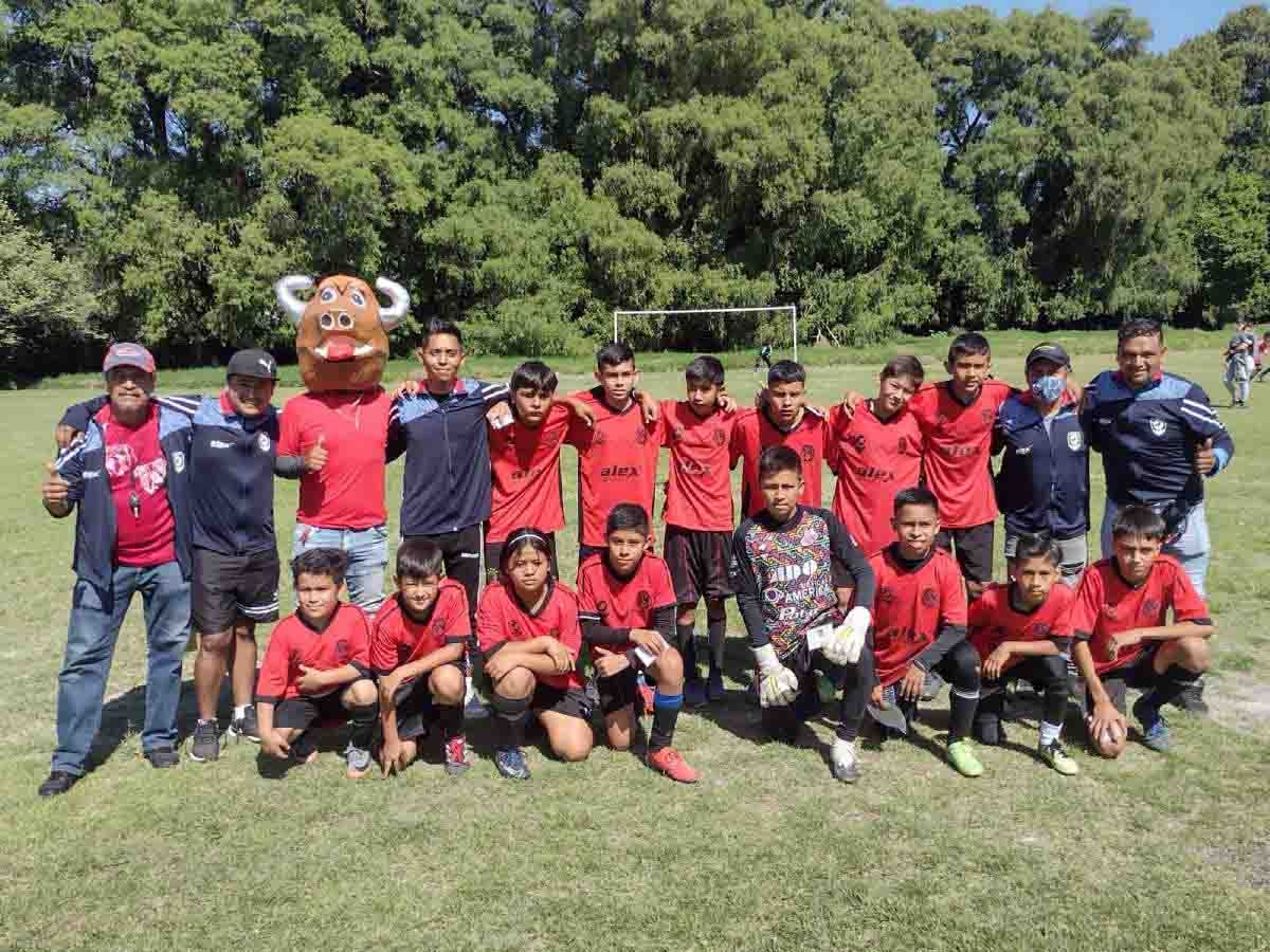 Club Búfalos consigue un par de títulos