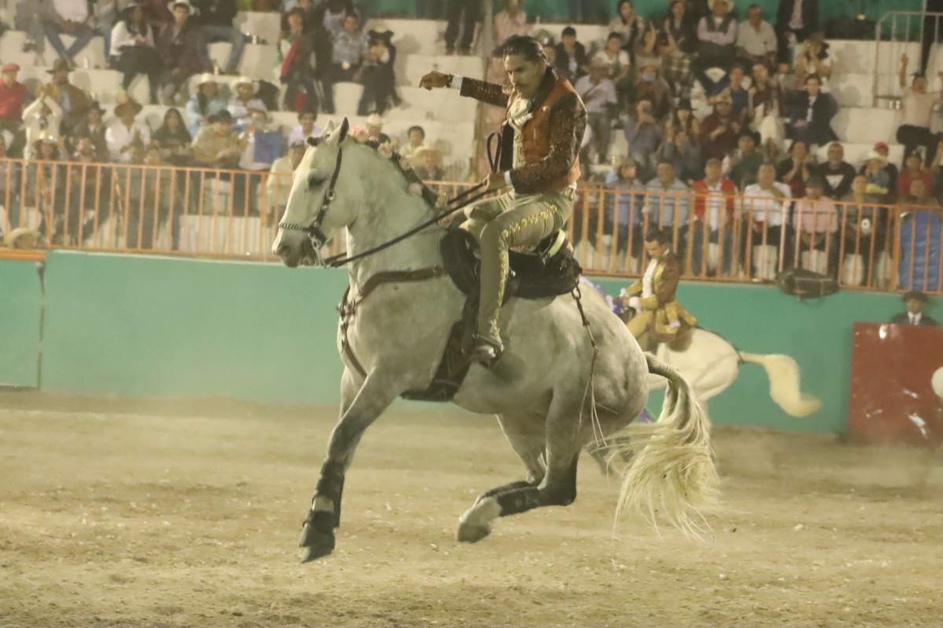 Brillan rejoneadores mexicanos en Xochitepec