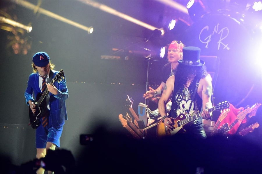 Es oficial: Axl Rose es el nuevo vocalista de AC/DC