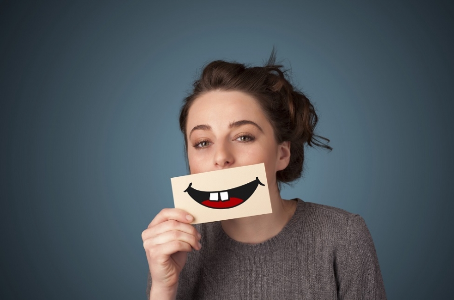 Los emoticonos son cosa de ellas, y los ‘jaja’ de ellos