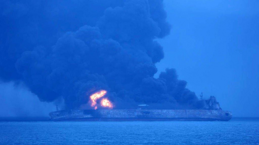 32 desaparecidos por choque de barcos en costa oriental de China