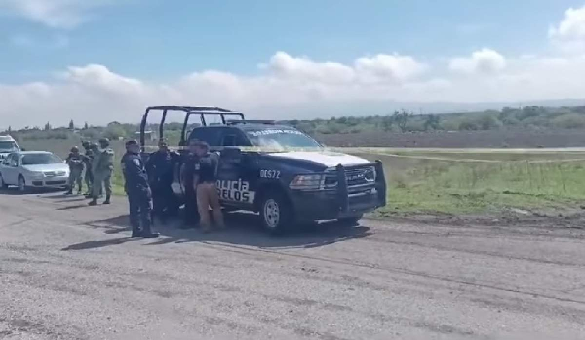 Abandonan dos cadáveres en Amayuca
