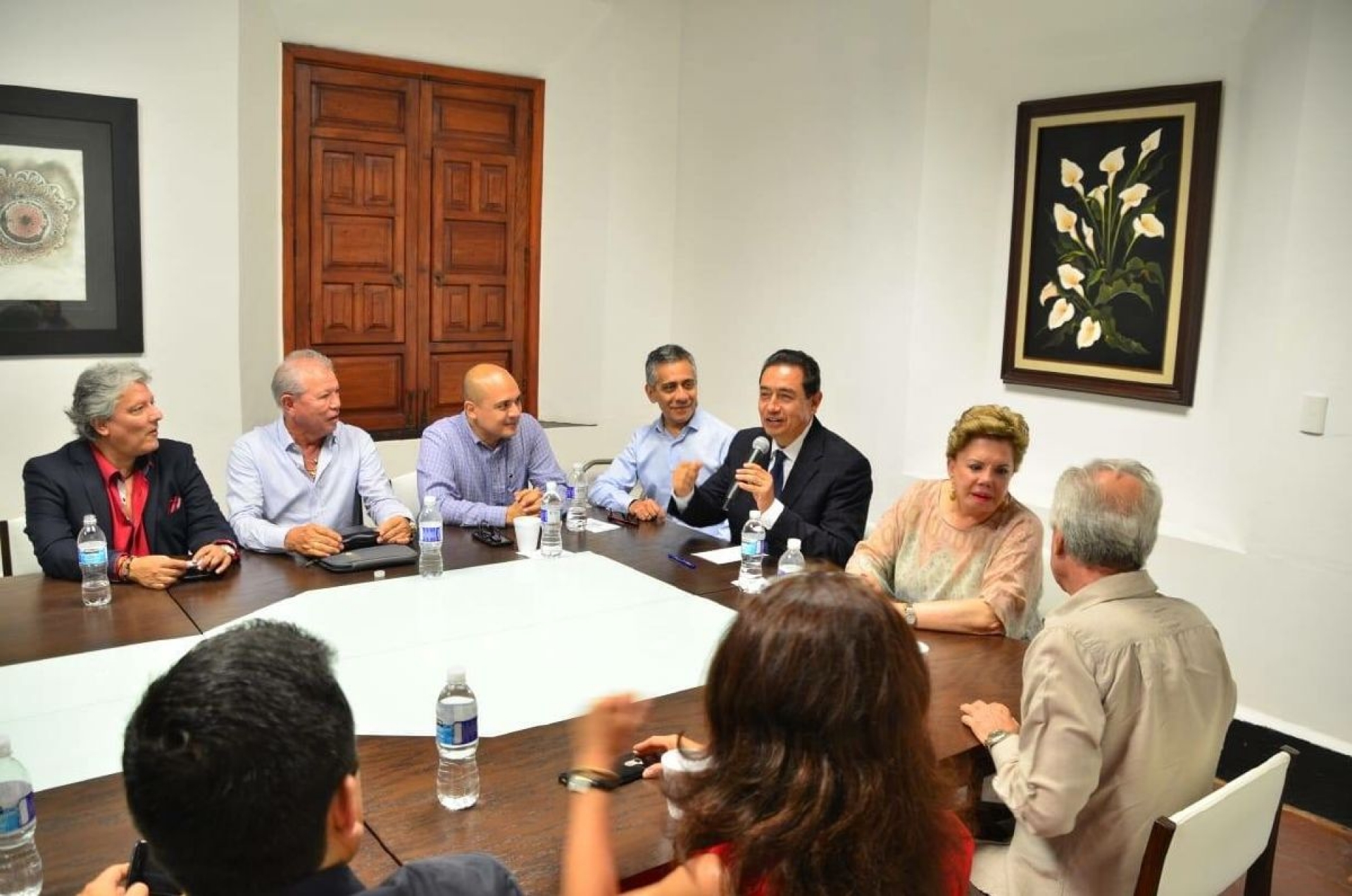 Ofrece Víctor Caballero trabajo coordinado con notarios
