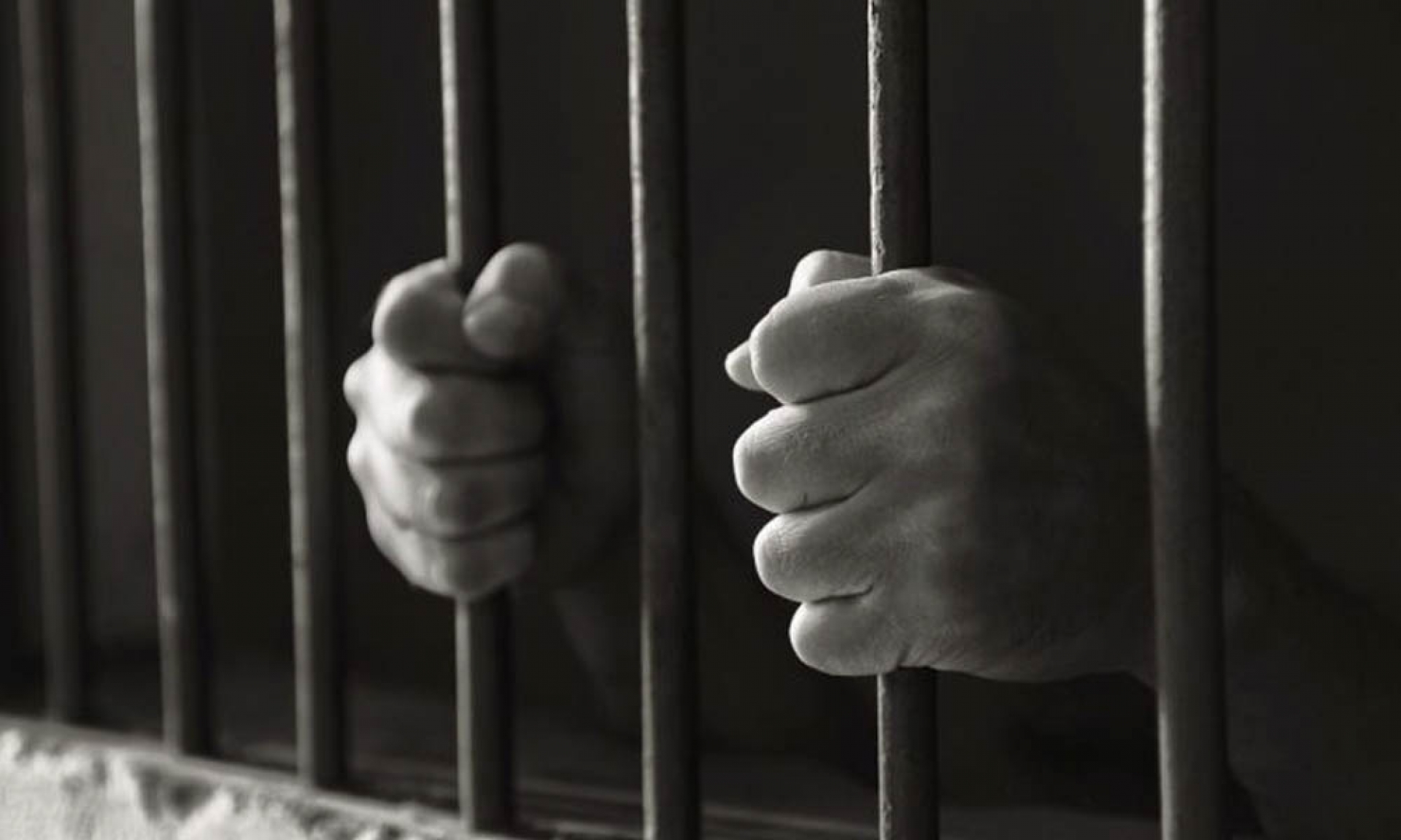 Vinculan a proceso a hombre acusado de violar a su hija