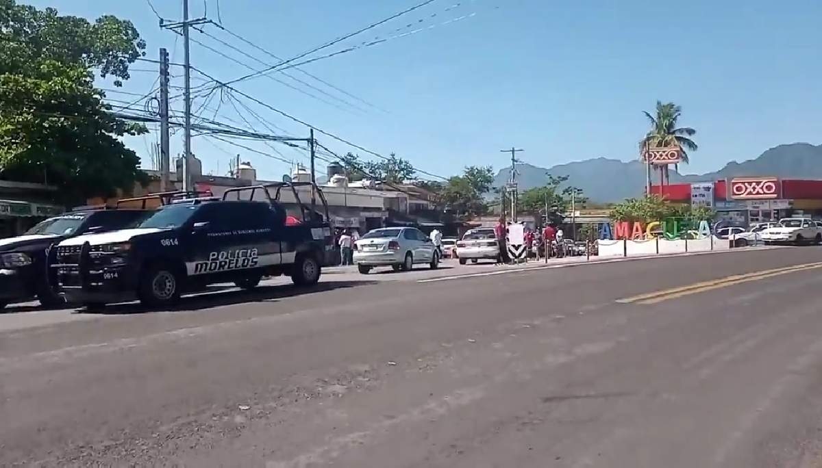 Exigen poner freno a taxis “piratas” en Amacuzac