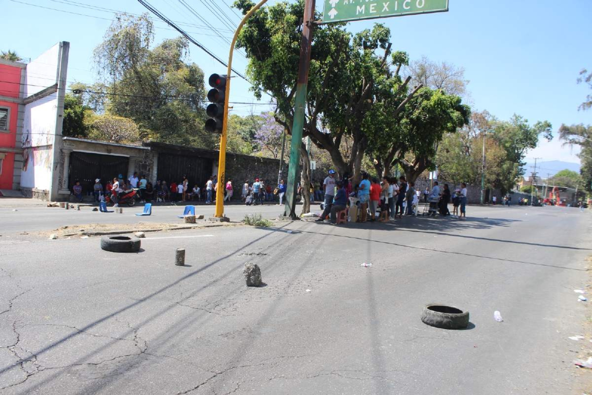 Vecinos cierran Plan de Ayala por falta de agua