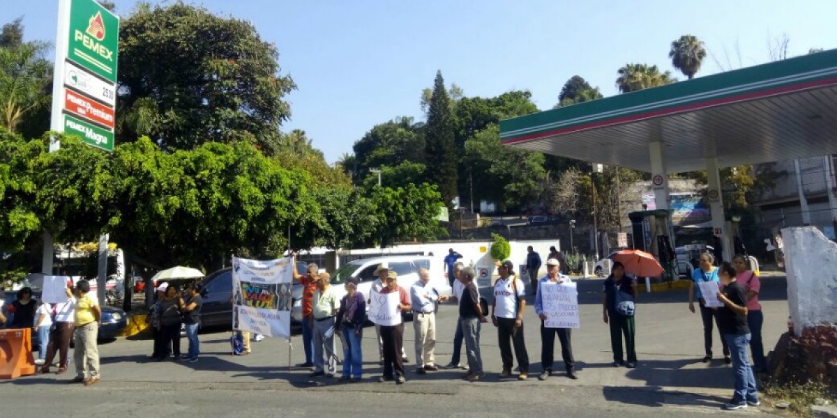 Se manifiesta la ANUEE en Cuernavaca