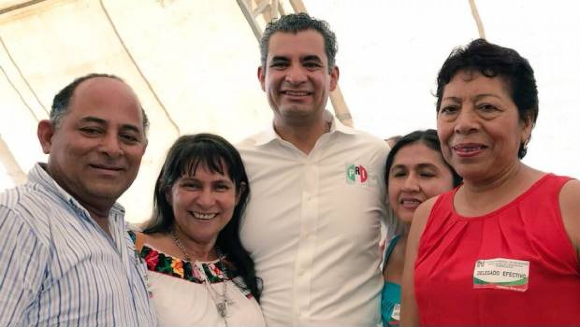 VIDEO: Enrique Ochoa Reza llama “prietos” a seguidores de Morena en Tabasco