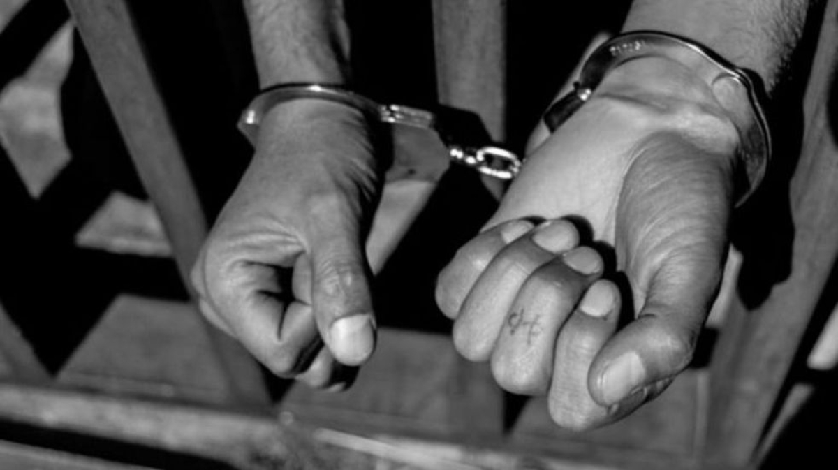 Está acusado de manosear a su hija