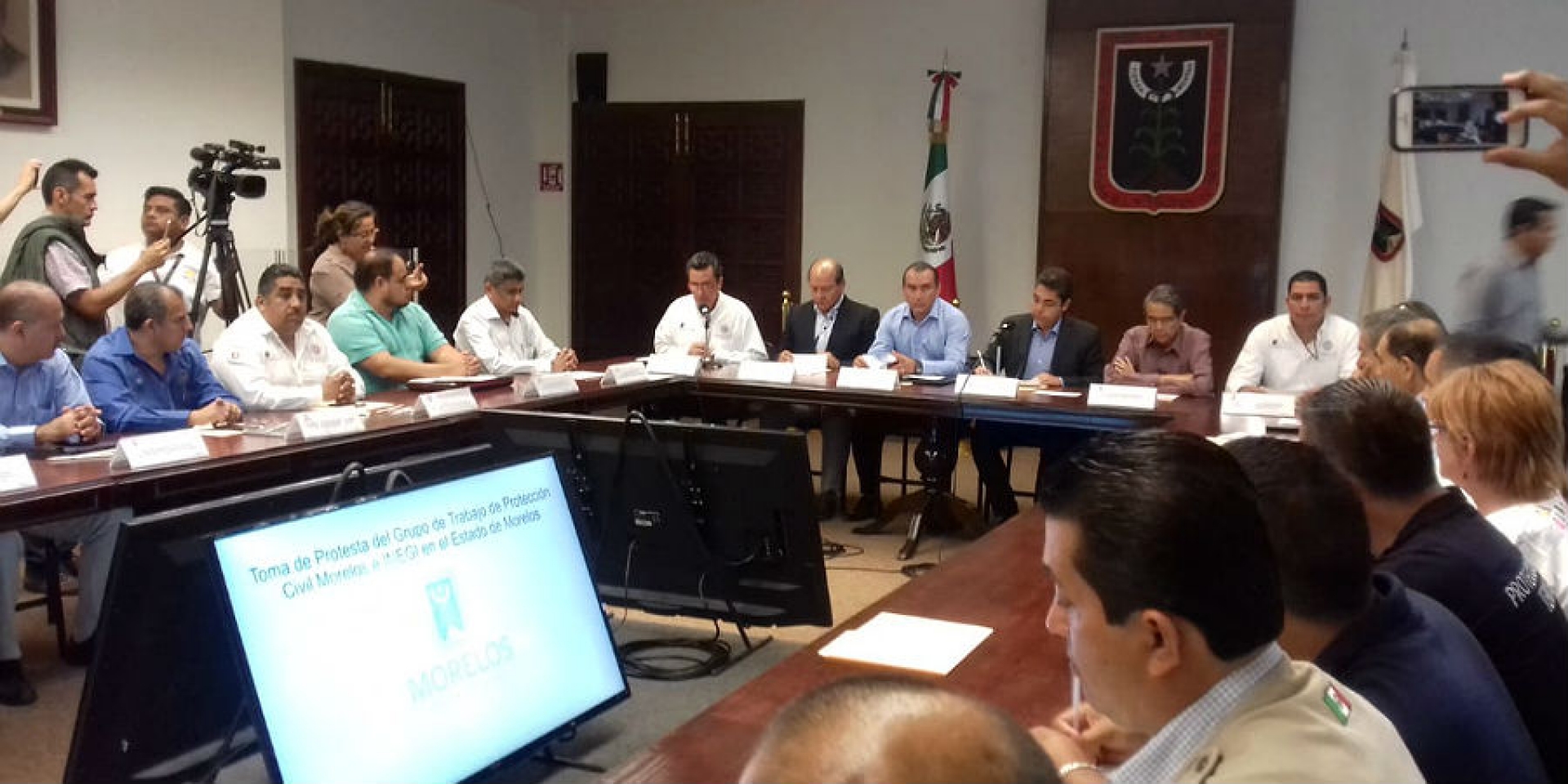 Toman protesta integrantes del grupo de trabajo de PC e INEGI en Morelos