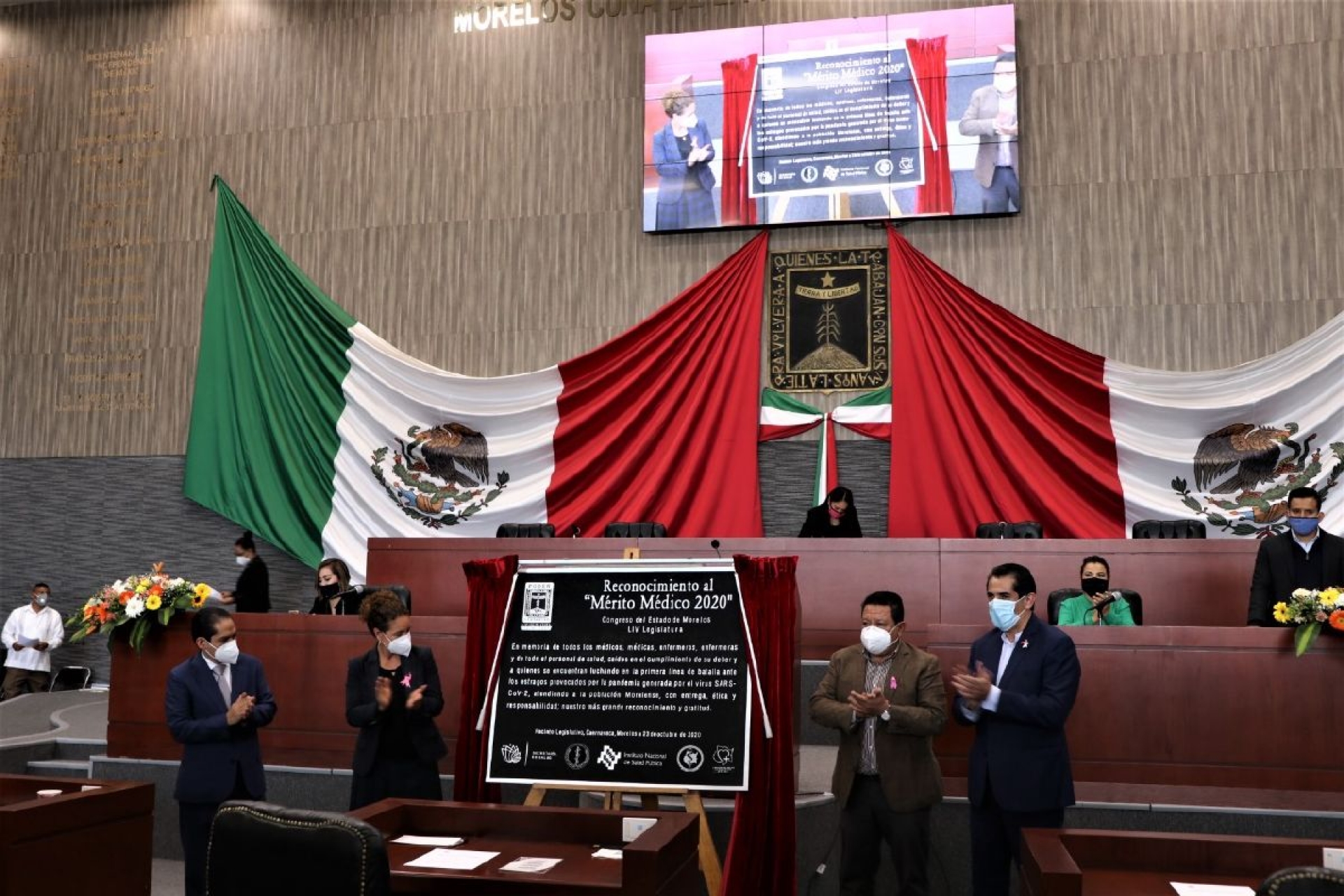 Instituye congreso memorial para reconocer a personal médico caído en cumplimiento del deber por la covid-19
