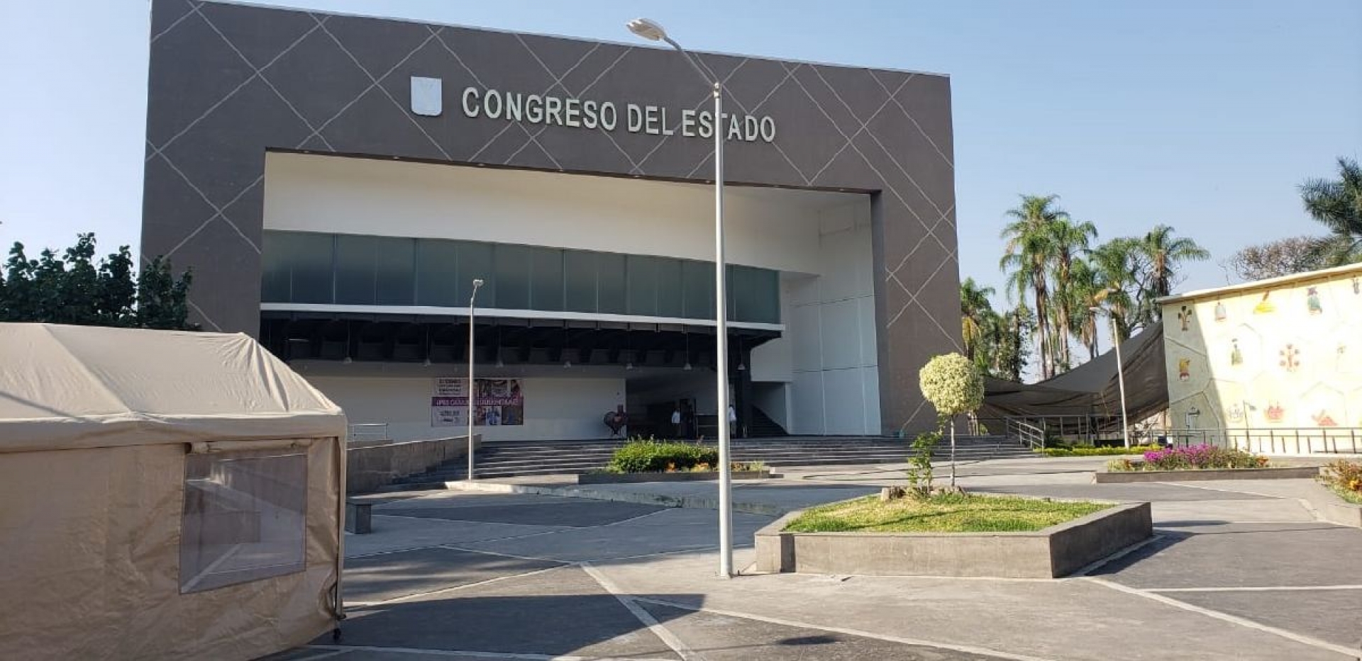 Adelanta Congreso pago de quincena