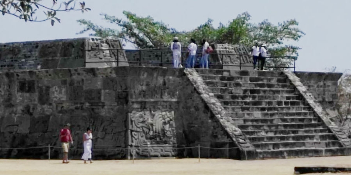 Al momento: Hoy se reabre parcialmente la zona arqueológica de Xochicalco