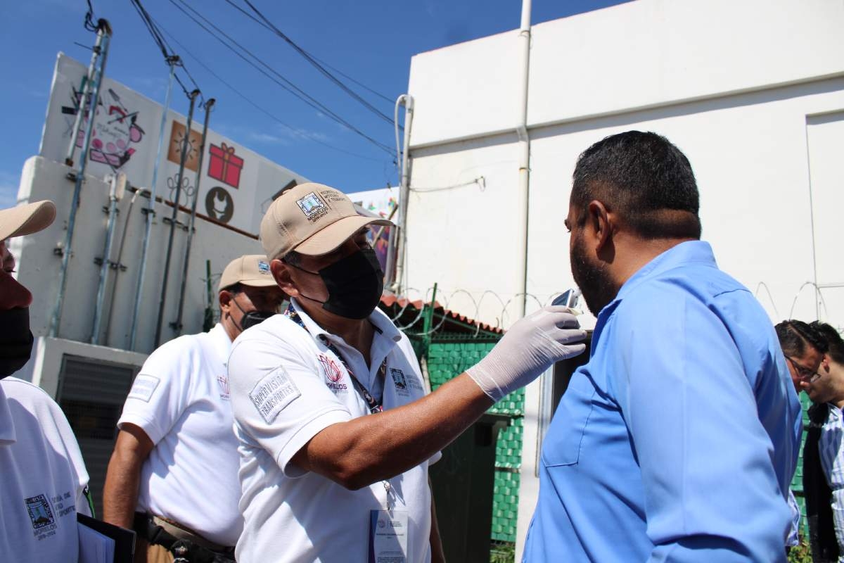 Sancionados, casi 40 transportistas en alcoholímetro