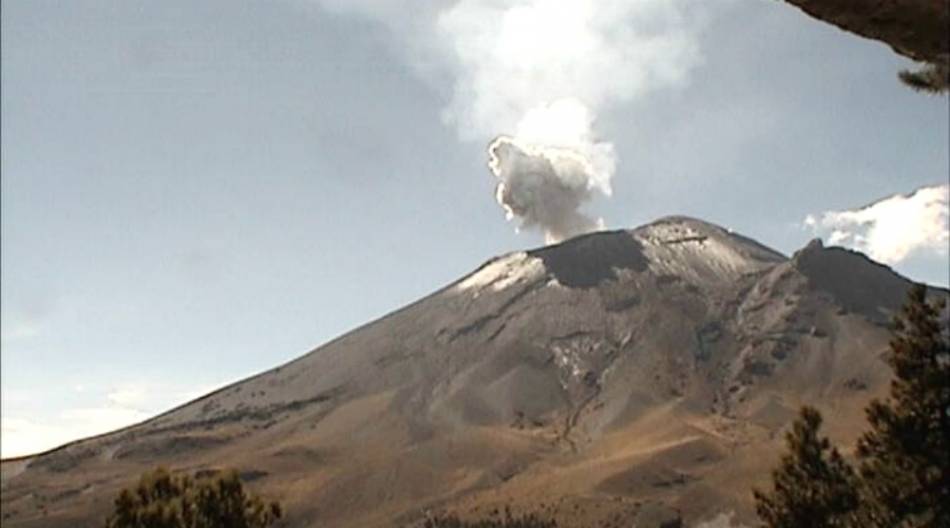 Emite 267 exhalaciones el Popocatépetl