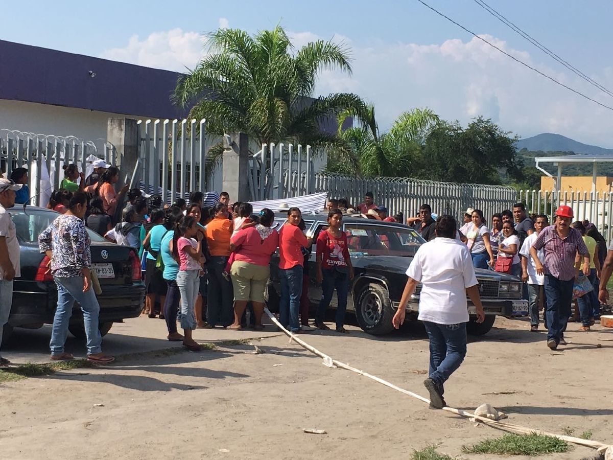 Sismo causó 10 decesos y severos daños materiales en municipios del poniente
