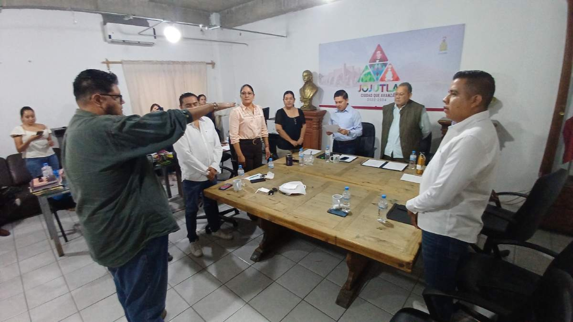 Renuncia el secretario municipal de Jojutla