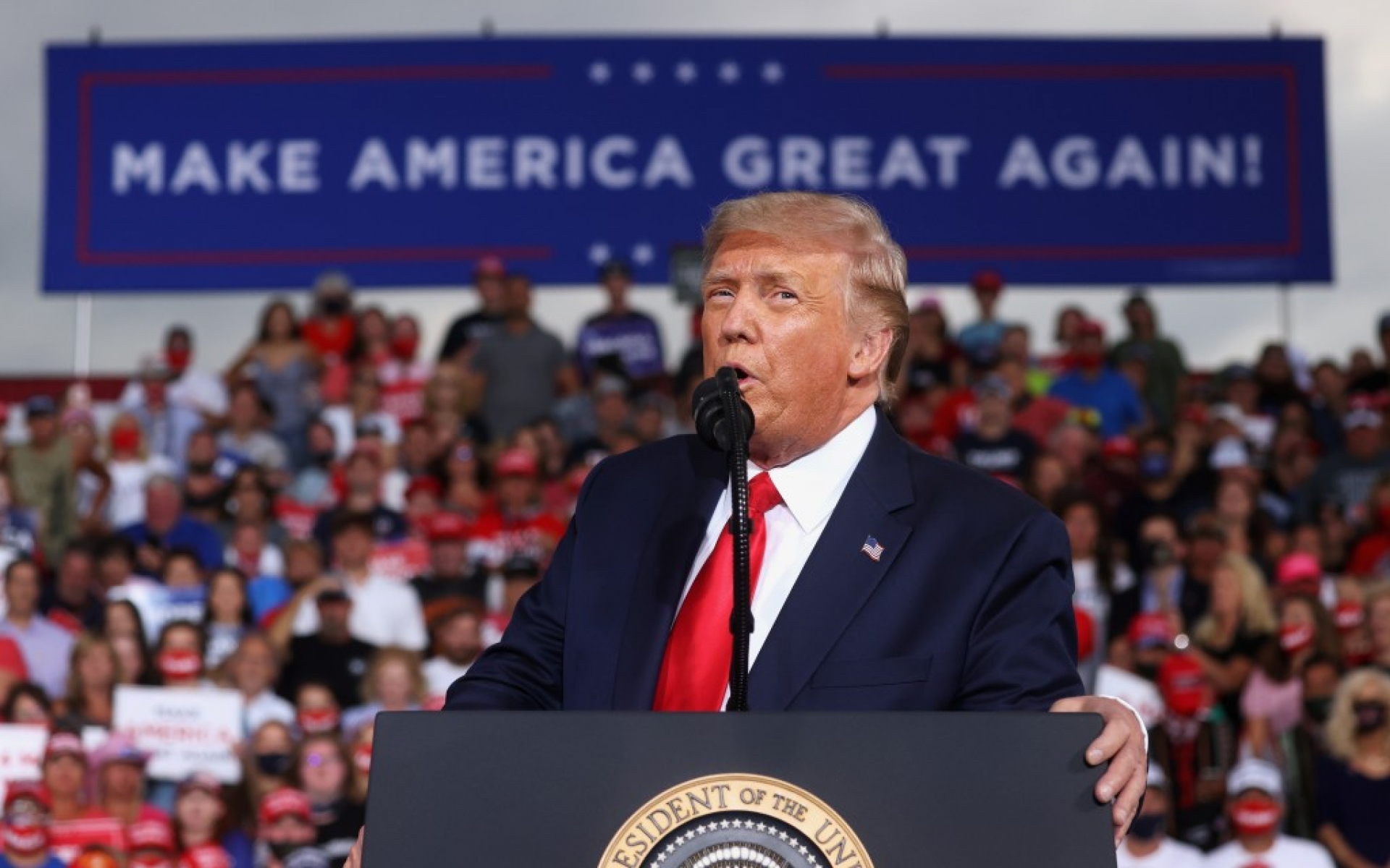 Nominan a Donald Trump para el Nobel de la Paz 2021