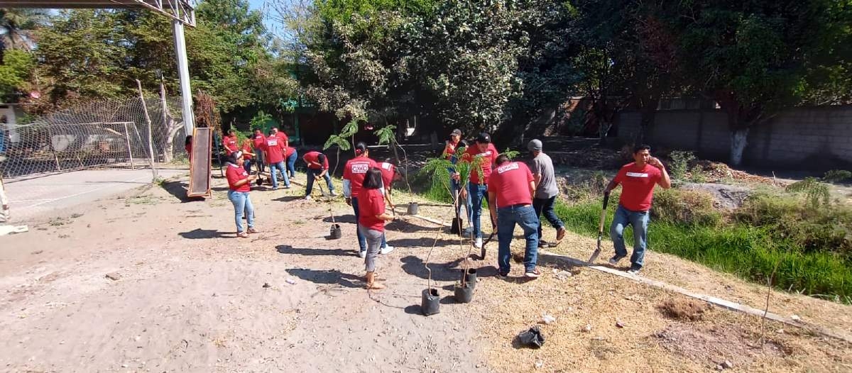 Empresas hacen donativos a favor del medio ambiente en Jojutla