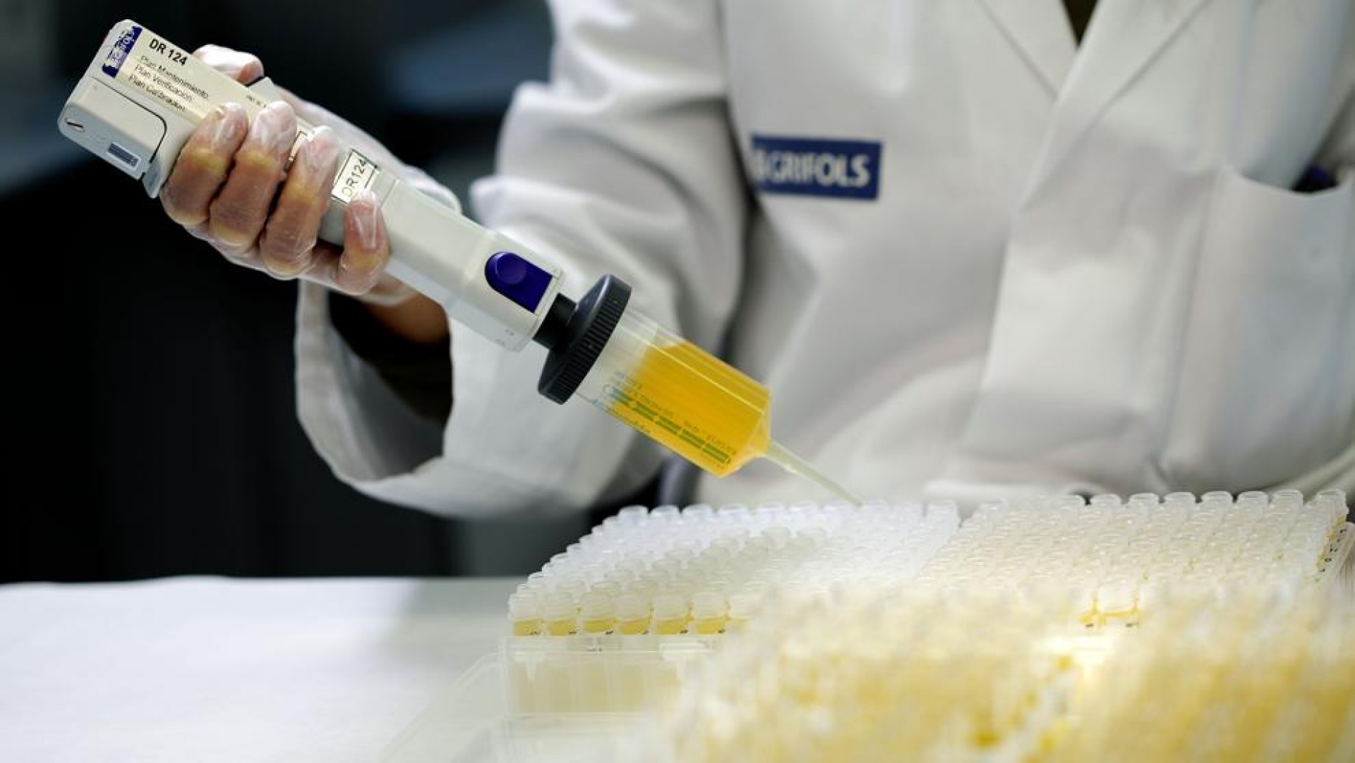 Grifols desarrolla un test molecular de muy alta sensibilidad para el Covid-19