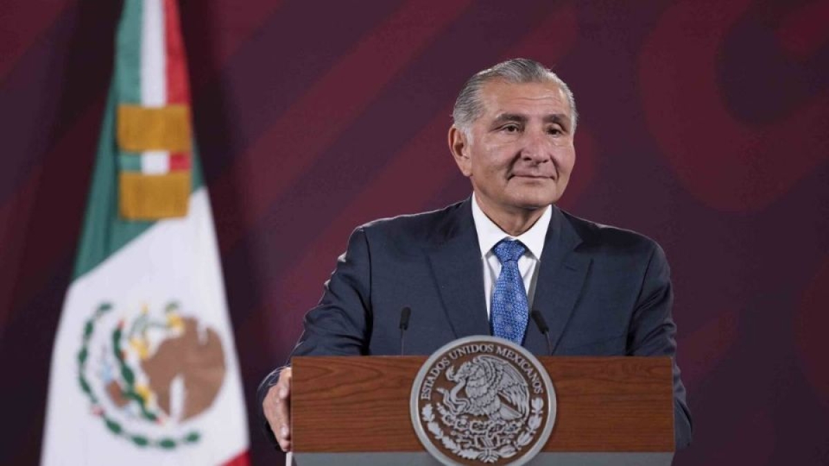 Adán Augusto López felicita a Delfina Gómez: 'Tarde o temprano, el pueblo siempre triunfa'