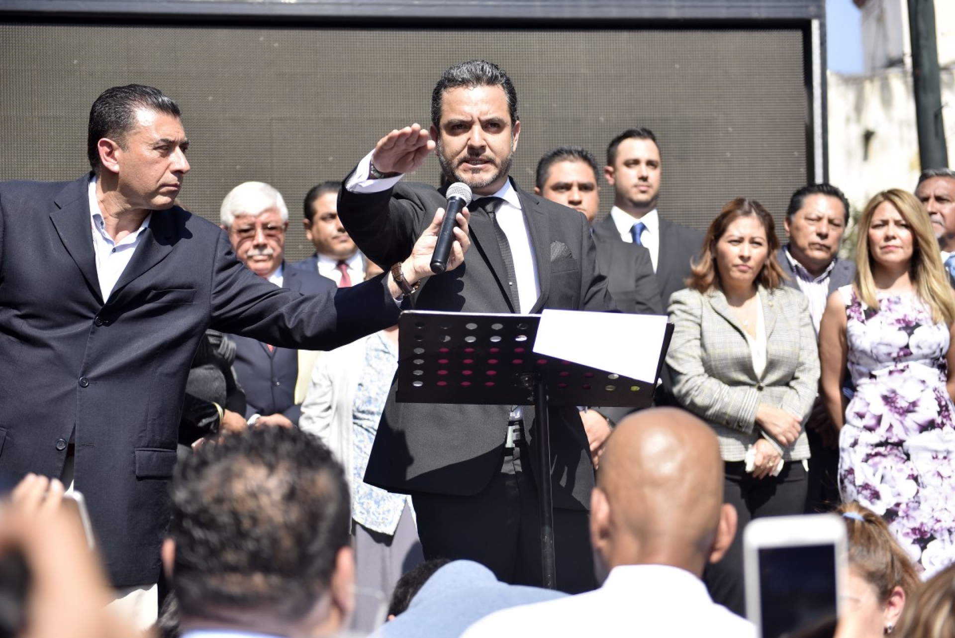Villalobos Adán rindió protesta como alcalde de Cuernavaca