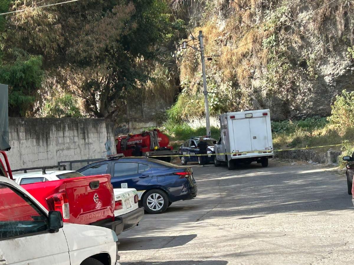 Hallan muerto a un hombre en una barranca