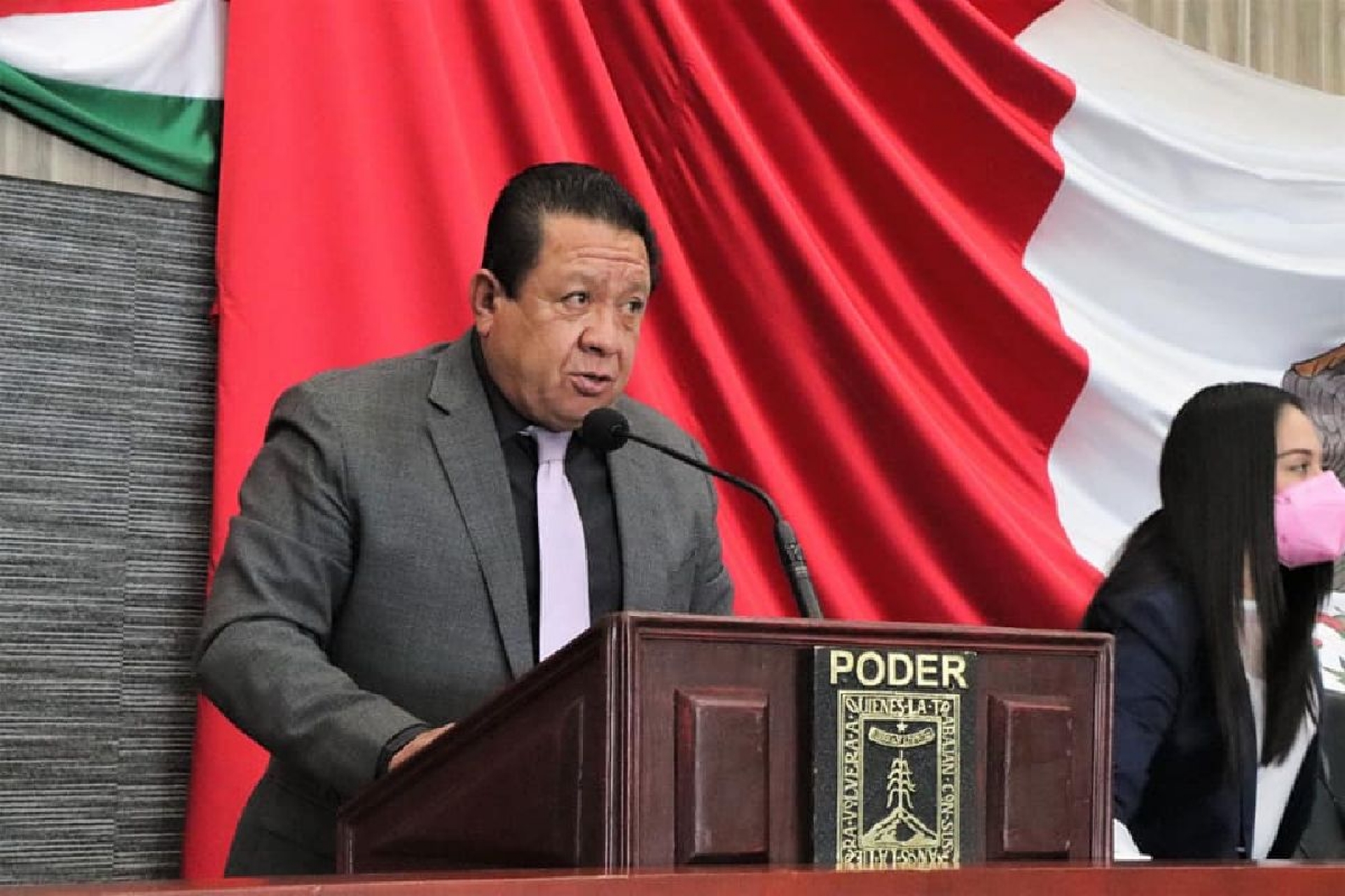 Vuelven a postergar la aprobación de leyes de ingresos de municipios