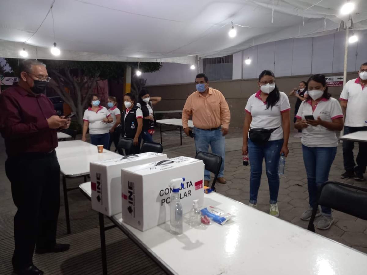 Elecciones tranquilas y con baja votación