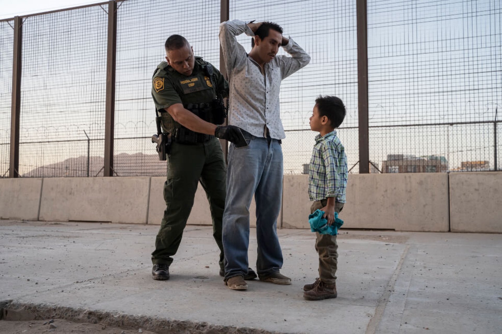 Estados Unidos detiene deportación de padres de menores detenidos