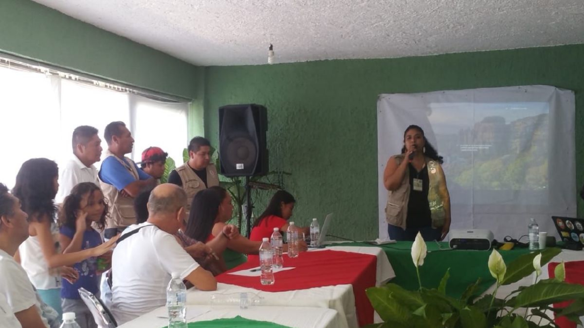 Imparten capacitación de combate de incendios forestales en Miacatlán