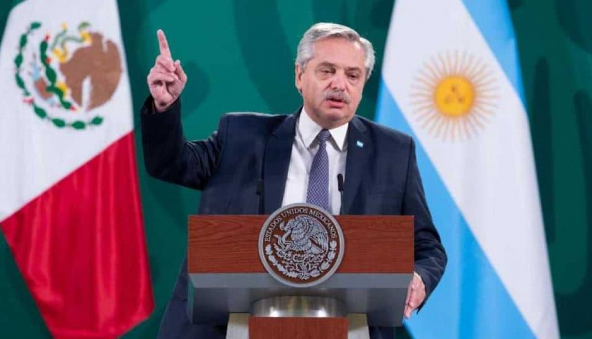 Presidente de Argentina dice que "los mexicanos salieron de los indios"