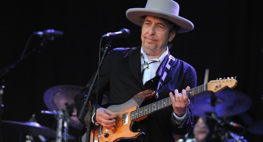 Bob Dylan anuncia tour y nuevo álbum de estudio