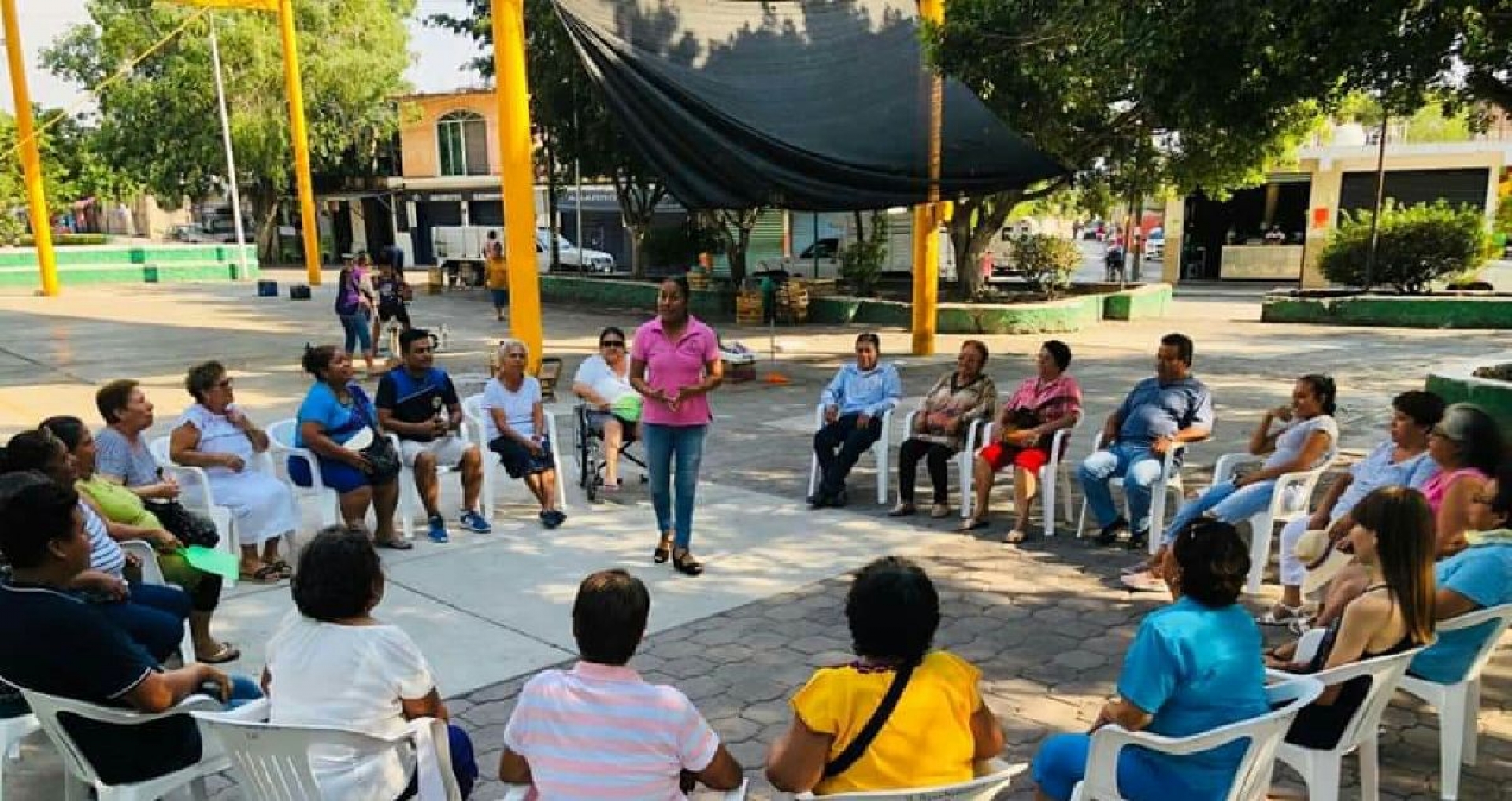 Imparte la CDHEM taller a personas de la tercera edad