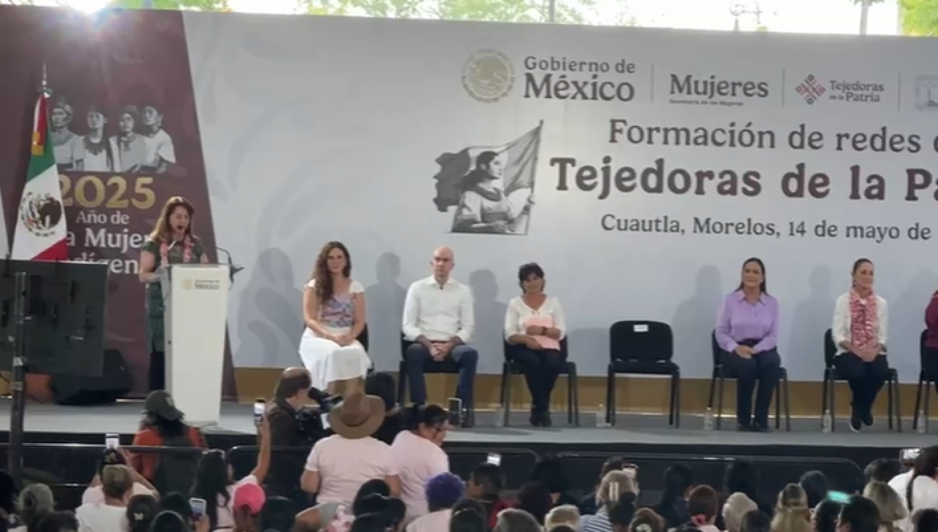 Ponen en marcha conformación de 'Comités de tejedoras de la patria', en Cuautla