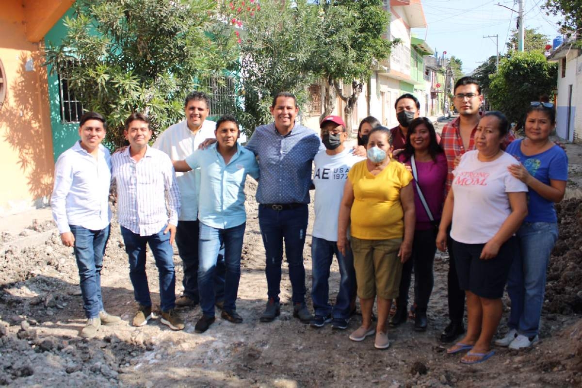 Inauguran primera etapa de pavimentación en colonia de Jojutla