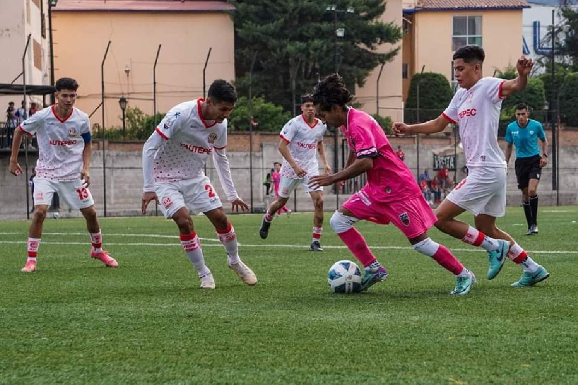 A 180 minutos de buscar un lugar en la Serie A