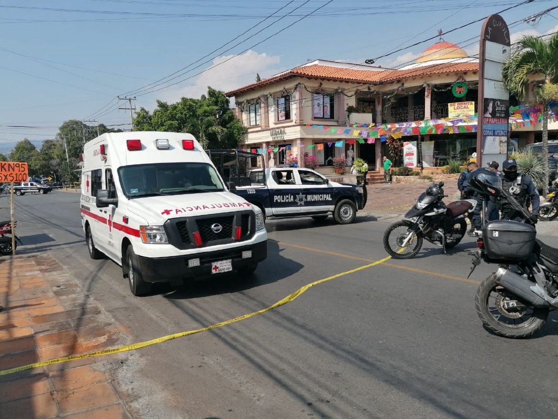 Matan a un automovilista y hieren a su acompañante