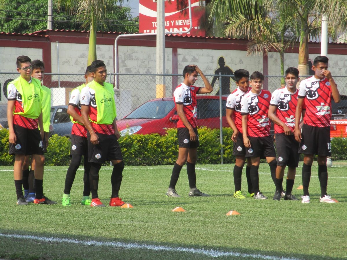 Atlético Cuernavaca gana en casa