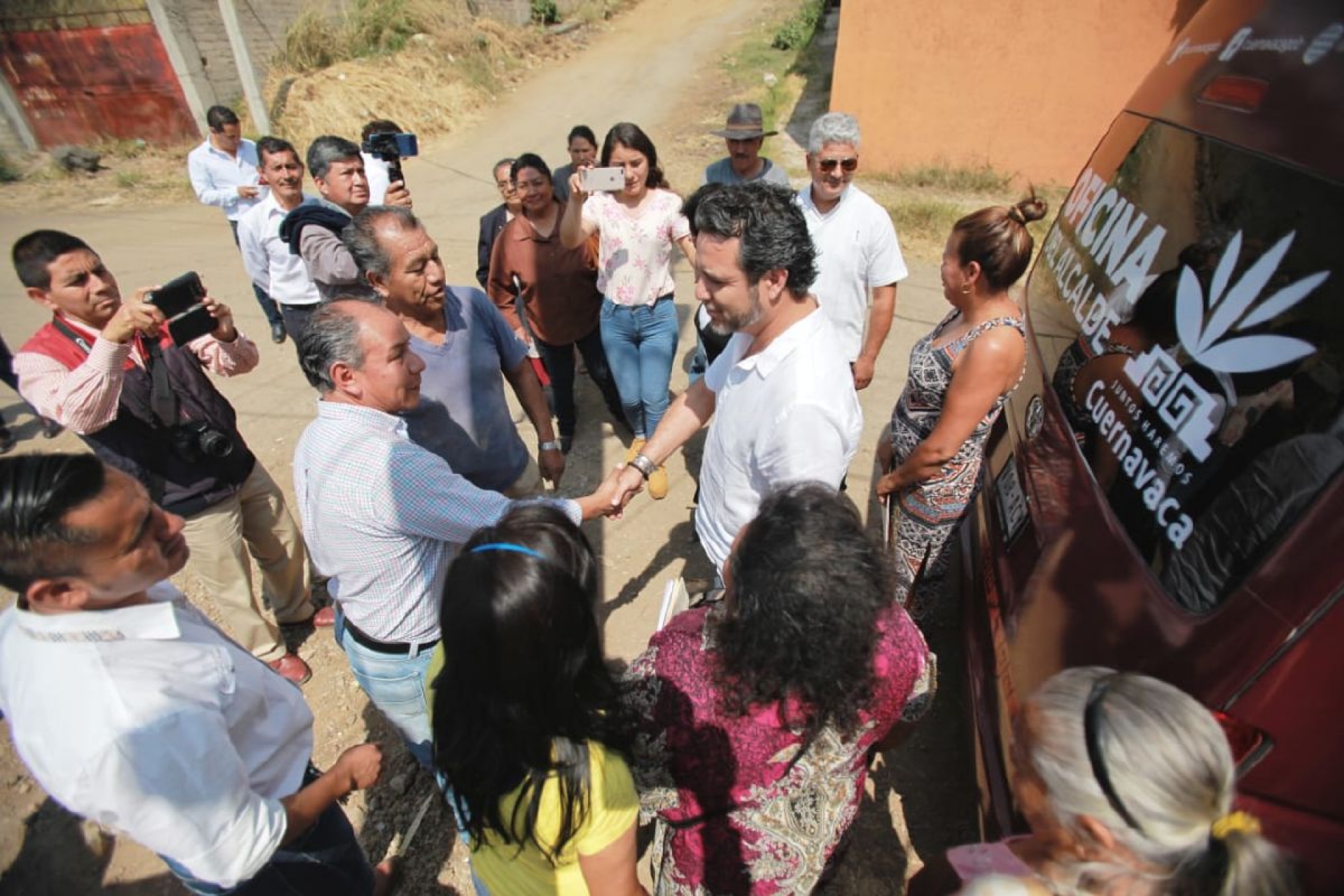 Anuncia alcalde de Cuernavaca rehabilitación de la red de alumbrado en colonias y poblados para inhibir el delito