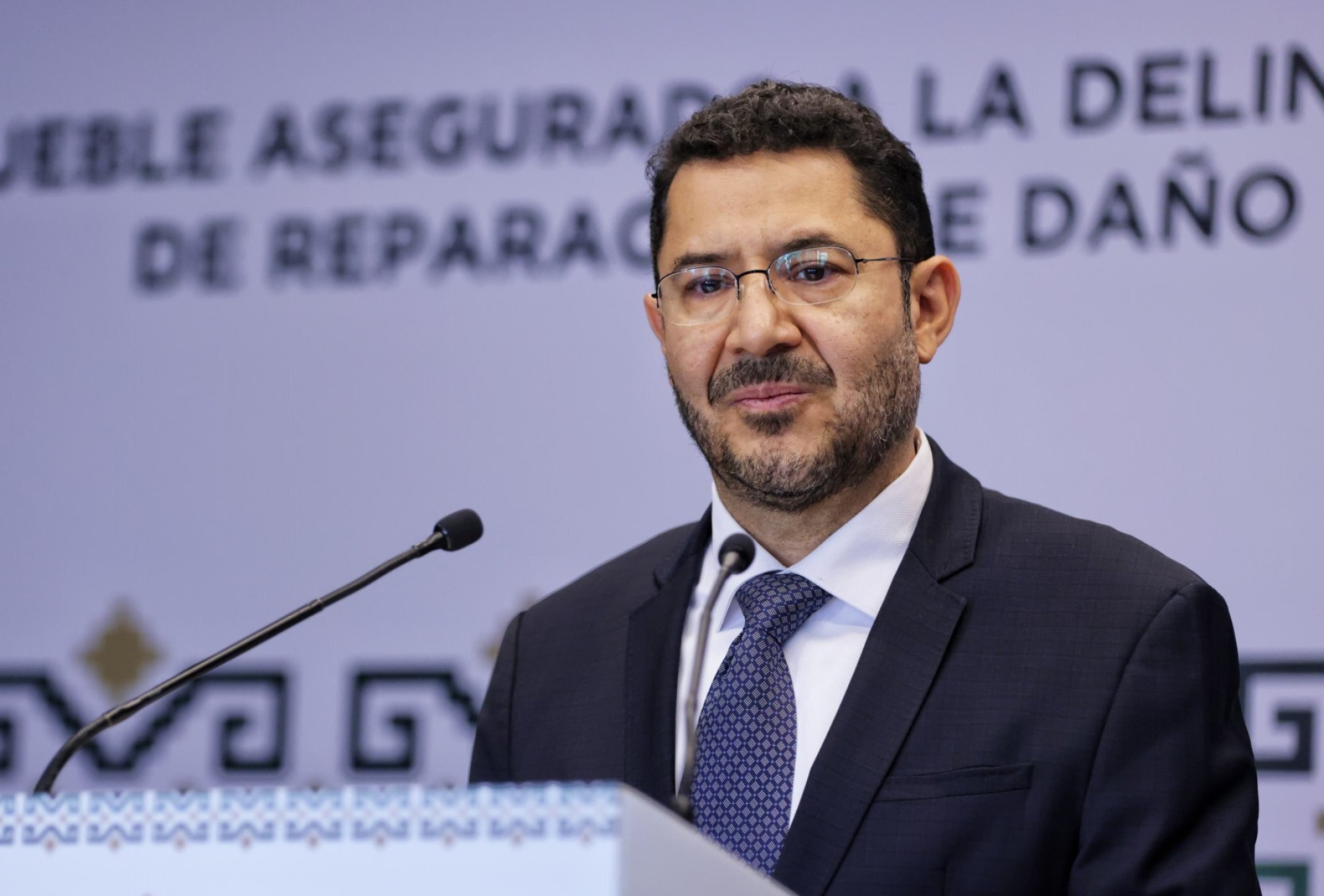 Martí Batres respalda propuesta de su hermana a la Corte: 'Ella tiene sus méritos'