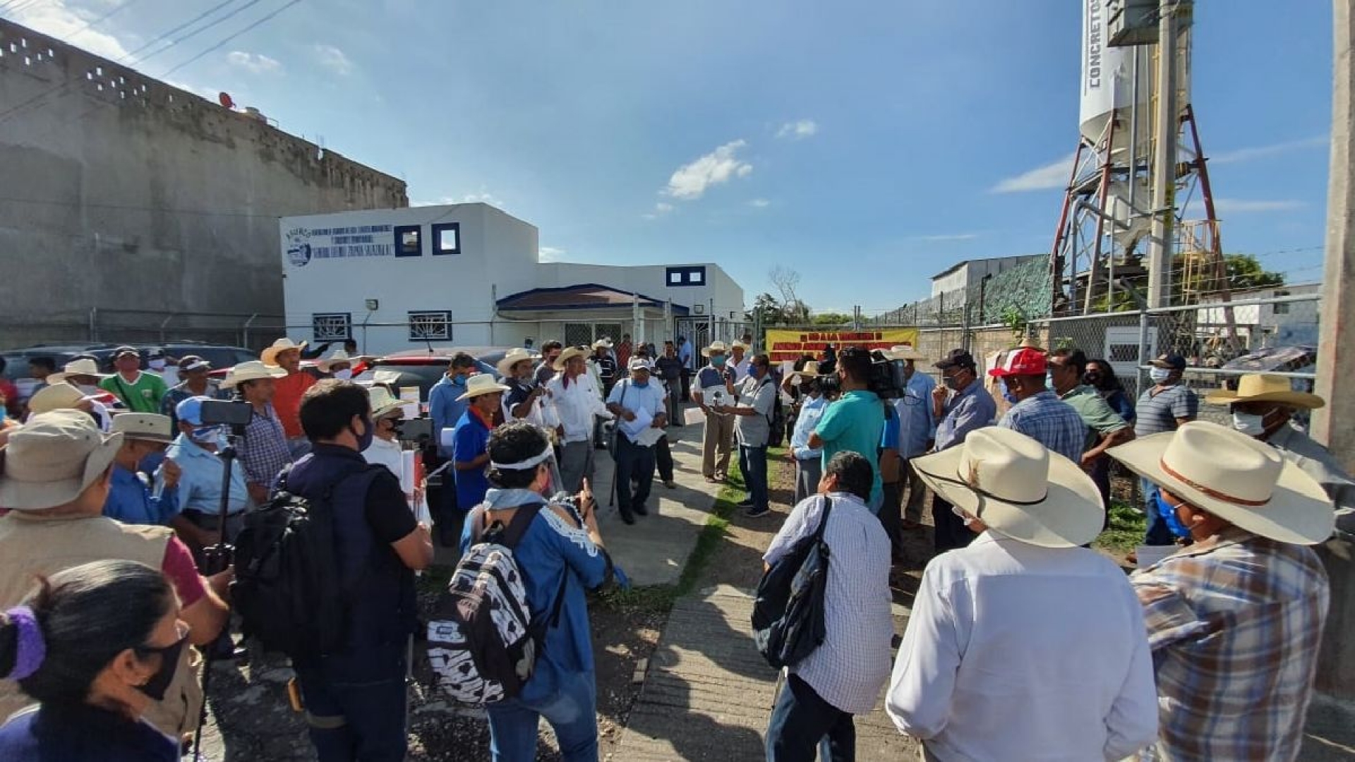 Ejidatarios de la región oriente se manifiestan contra la Asurco