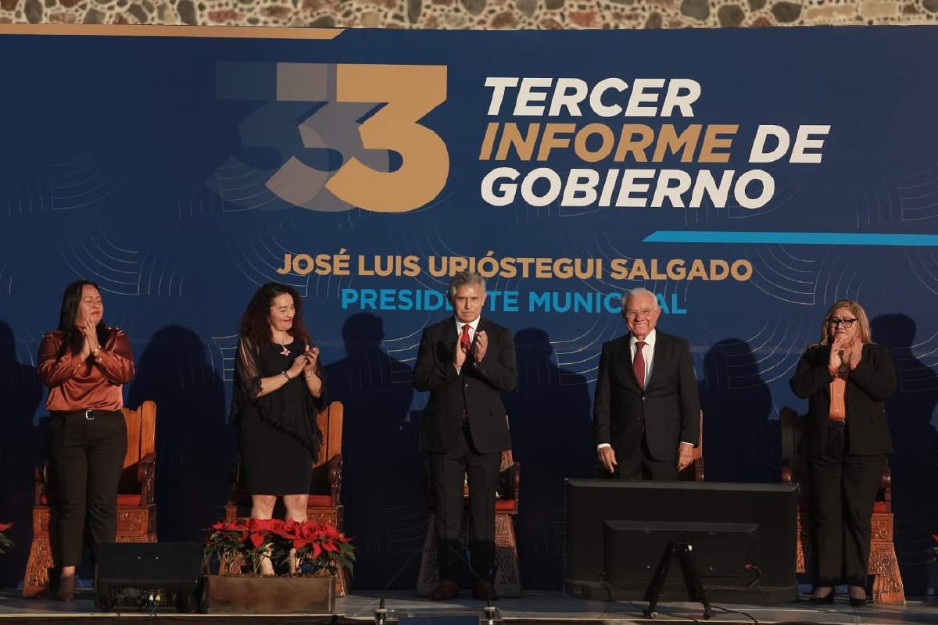 Urióstegui, con el respaldo de MGS