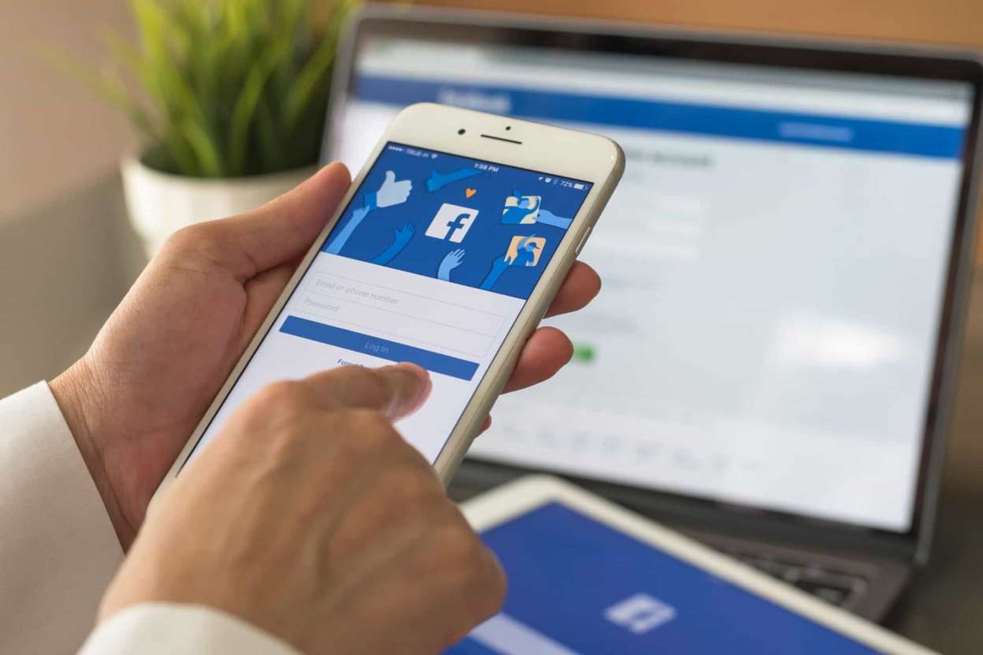 ¿Cómo ha cambiado Facebook nuestras vidas?